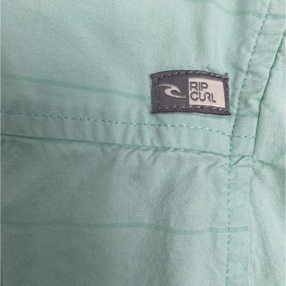 Mens Ripcurl button down size S - Picture 5 of 5